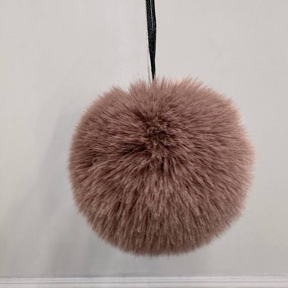 Помпон из искусственного меха Кролик (Коричнеевый, 10 см)