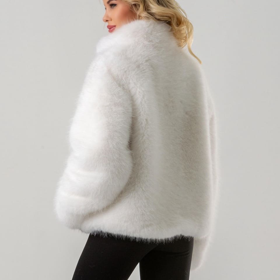 Экошуба из искусственного меха под сибирскую норку, длина 60 см (Белая)