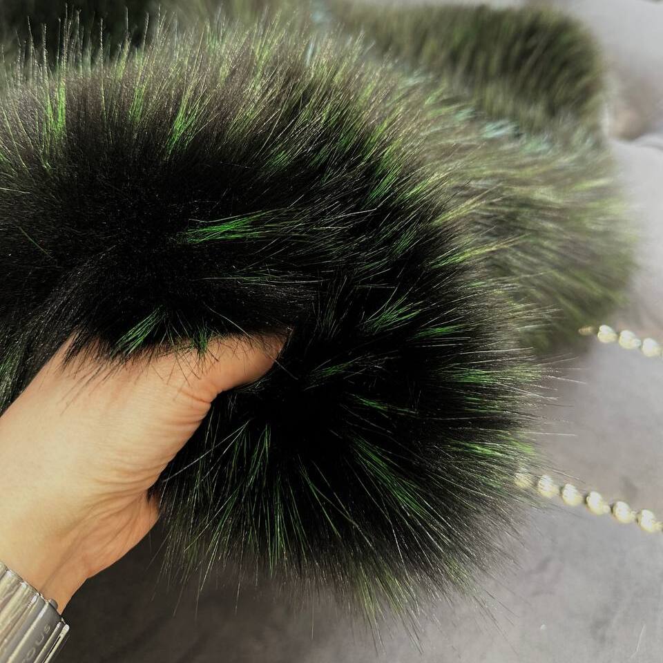 Мех искусственный Енот Премиум, отрез (Зеленый перья, 50х180)
