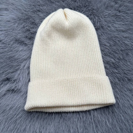 Кашемировая шапочка в рубчик (Белая)