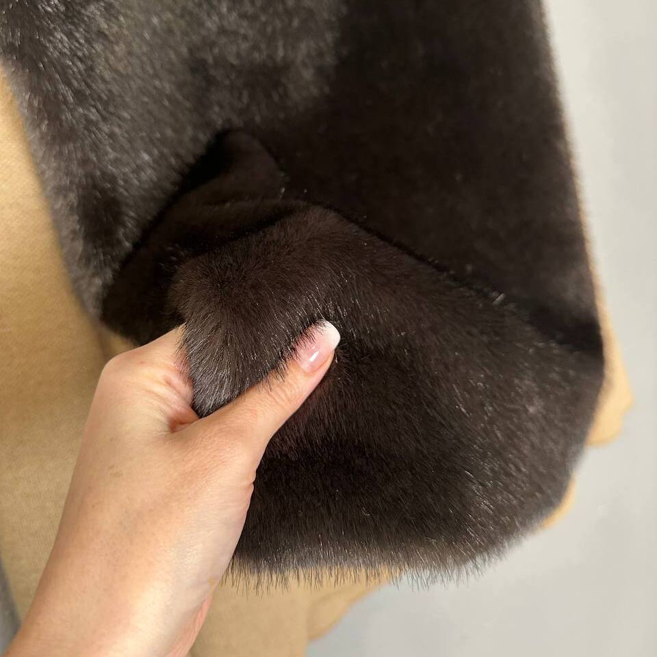 Меховая манишка женская (темный-шоколад)